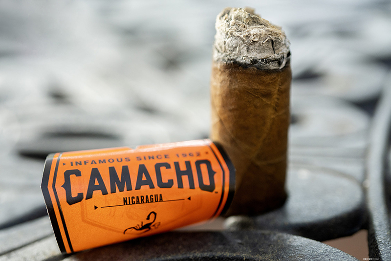 卡马乔尼加拉瓜托罗 - CAMACHO NICARAGUA TORO