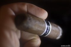 塔图阿赫 TATUAJE BLACK LABEL CORONA GORDA 2013 雪茄