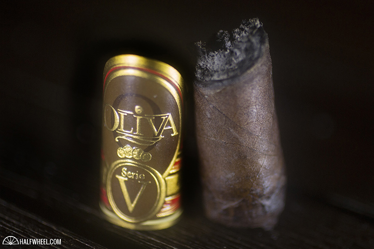 奥利瓦 OLIVA SERIE V CORONA GORDA 雪茄