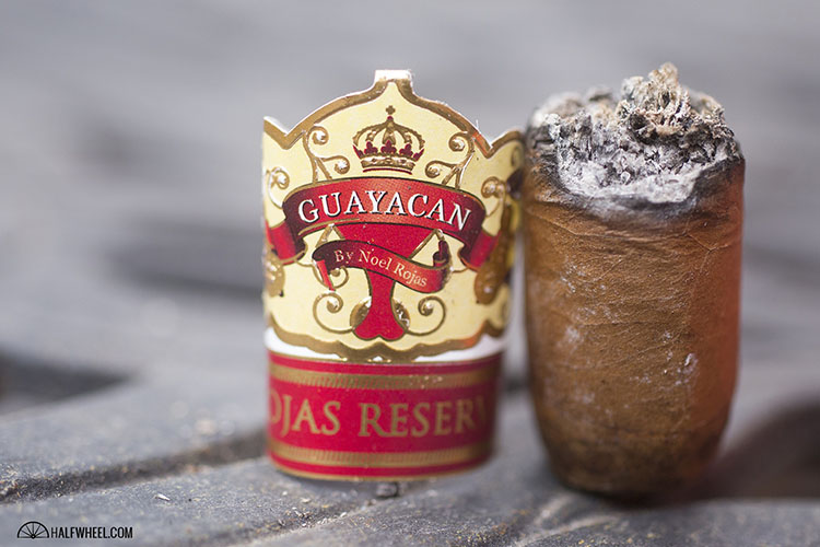 GUAYACAN ROJAS RESERVE CONNECTICUT ROBUSTO 雪茄