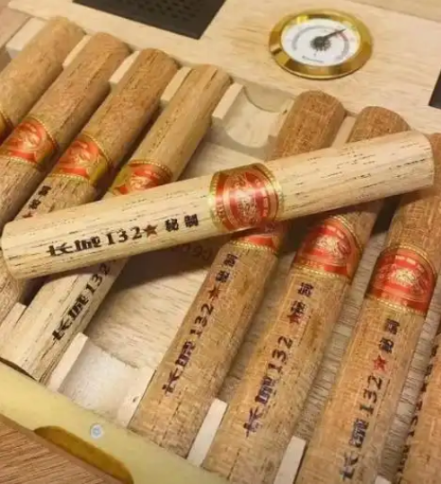 秘制 132单支雪茄外观